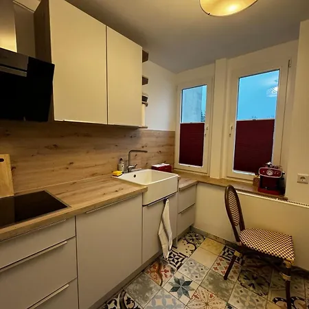 Paris: Messe-/business-/fewo Dus *