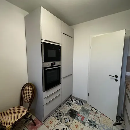 Paris: Messe-/business-/fewo Dus Hilden