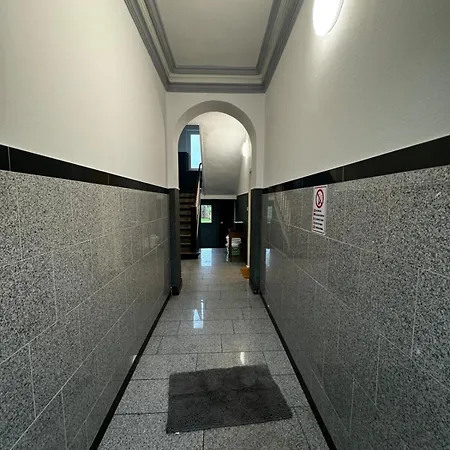 Paris: Messe-/business-/fewo Dus * Hilden