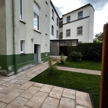 Domek letniskowy Paris: Messe-/business-/fewo Dus