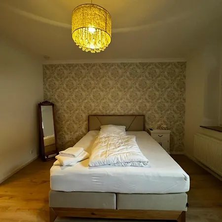 Paris: Messe-/business-/fewo Dus *