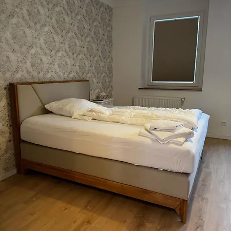 Paris: Messe-/business-/fewo Dus Domek letniskowy