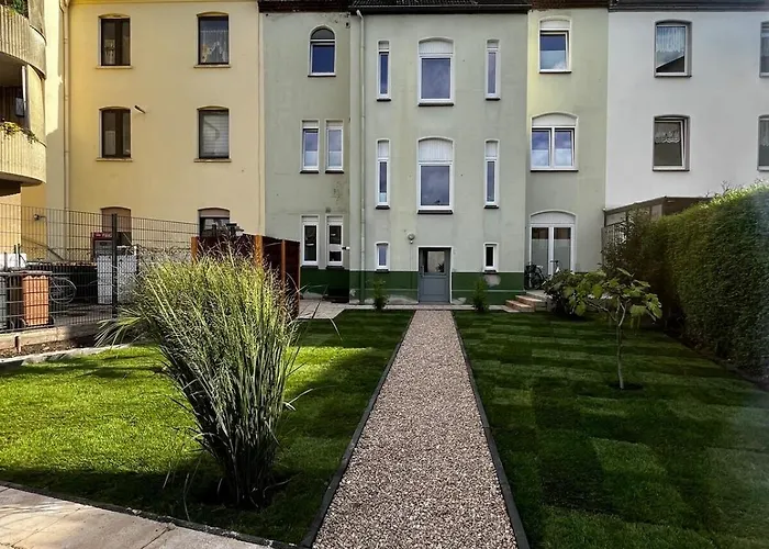 Paris: Messe-, Business-, Ferienwohnung * Χίλντεν