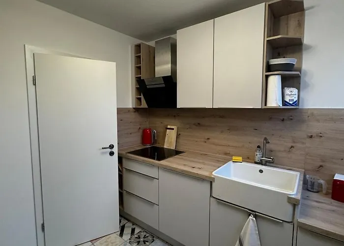 Paris: Messe-, Business-, Ferienwohnung Lodge Χίλντεν