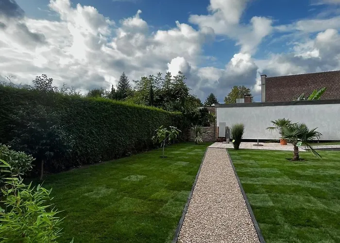 Lodge Paris: Messe-, Business-, Ferienwohnung Χίλντεν